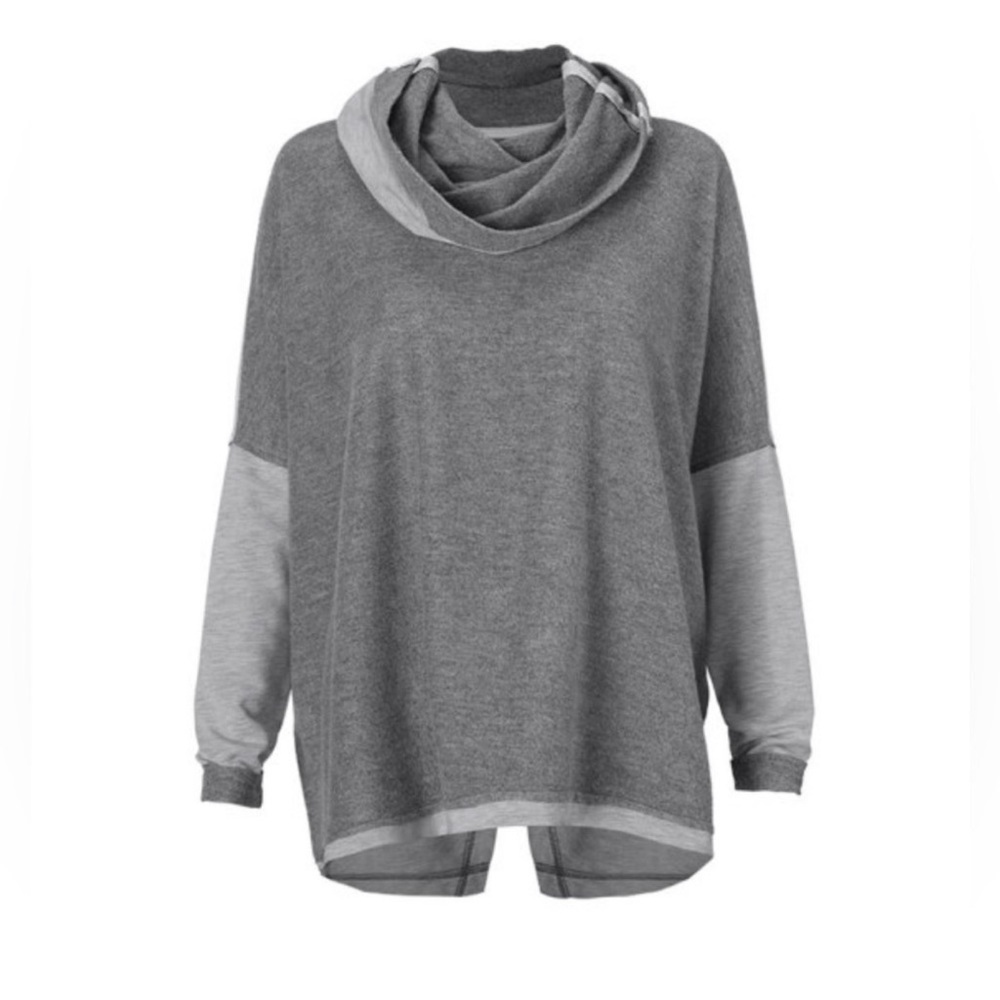 CAbi ATC Gray Cowl Neck Sweater Size Small‎